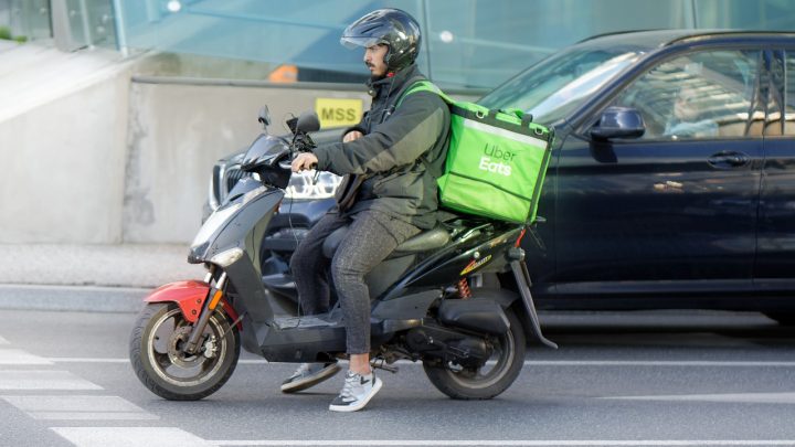 Shopping a domicilio: cosa si può ordinare? Largo alla fantasia!